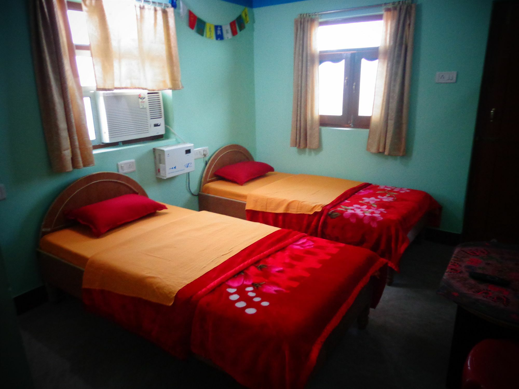 Kundanbazar Guest House Бодх-Гая Экстерьер фото