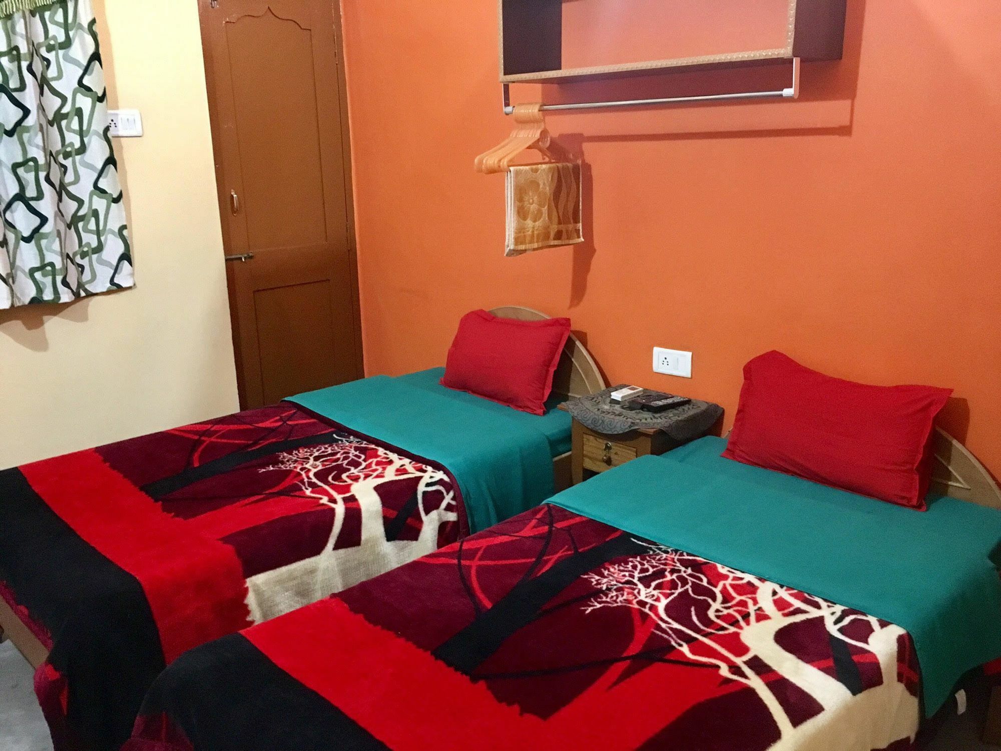 Kundanbazar Guest House Бодх-Гая Экстерьер фото